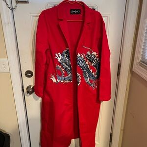Red Dragon Embroidered Coat size 1X excellent condition
